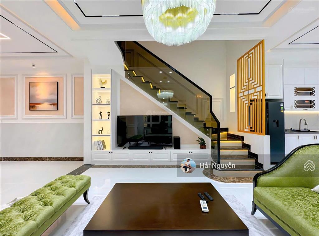 Siêu phẩm tân cổ điển full nội thất  mặt tiền đường 8m  khu dân cư compound