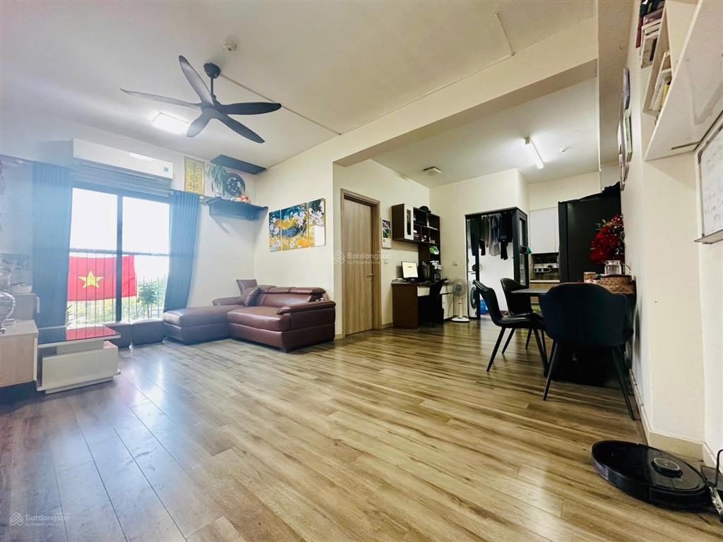 Chính chủ bán căn 70m2 2pn, 2vs giá chỉ hơn 4 tỷ tại ecopark vị trí đẹp, full nội thất