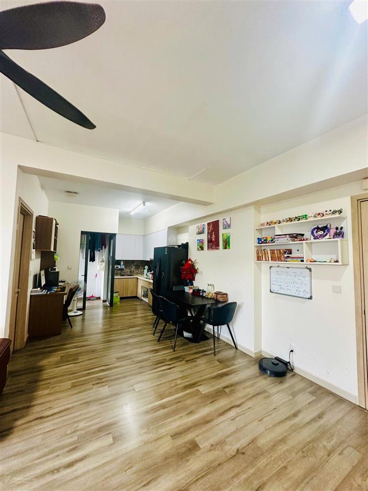 Chính chủ bán căn 70m2 2pn, 2vs giá chỉ hơn 4 tỷ tại ecopark vị trí đẹp, full nội thất