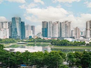Bán căn 3PN - VIEW HỒ Vinhomes D'Capitale, nhà đẹp mới, giá 120tr/m2