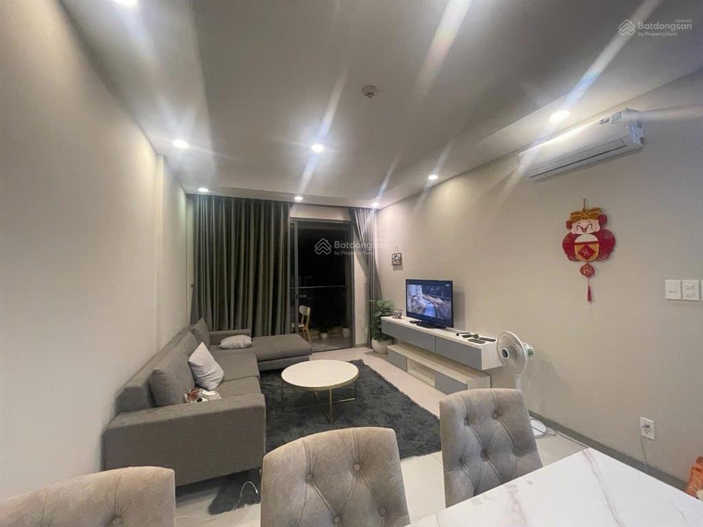 Bán căn hộ kế góc the gold view bến vân đồn  quận 4  2pn/81m2 full nội thất giá 6,8tỷ. 096278183