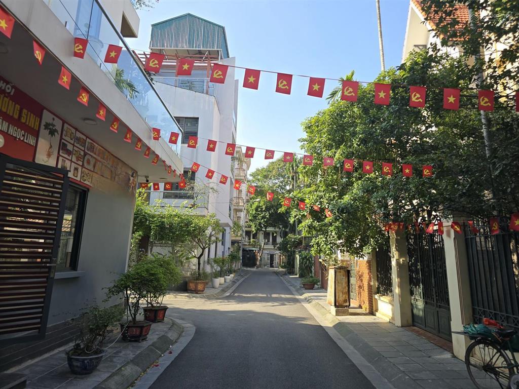 Bán gấp đất láng hạ  mặt tiền 13.4m  225m2  41 tỷ thiện chí bán trước tết !