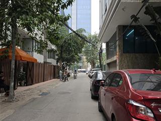 Bán lô đất hiếm láng hạ  ngõ tô tô tránh  125m2 giá 34 tỷ