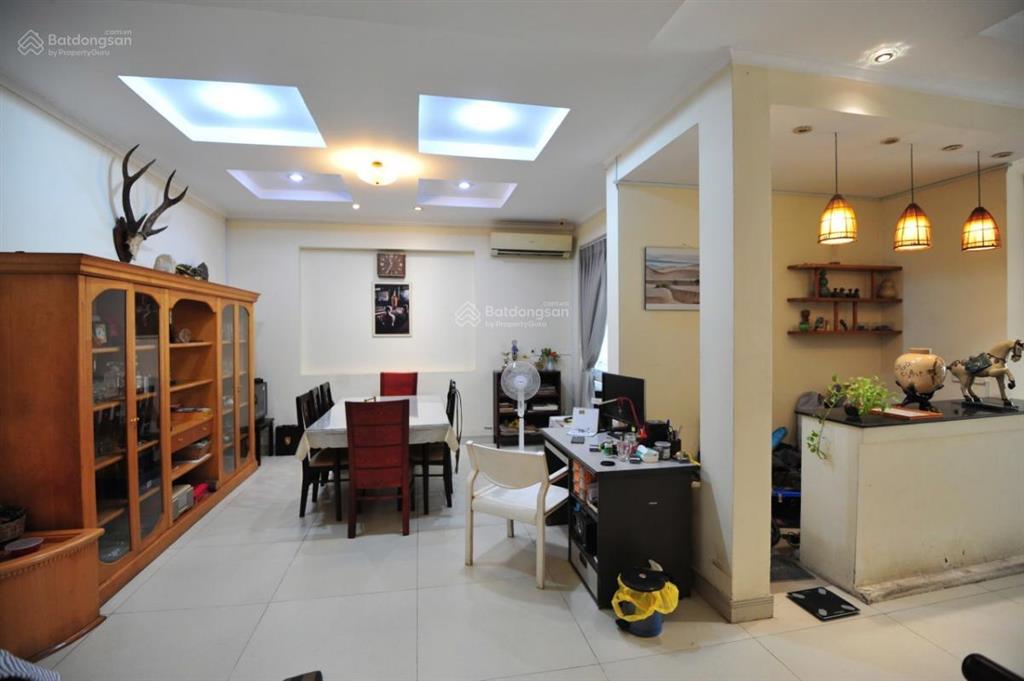 Biệt thự sân vườn quận 7  cn 265m2 đất  10x27m hẻm xe hơi 2 tầng  sát đ tân phú khu phú mỹ hưng