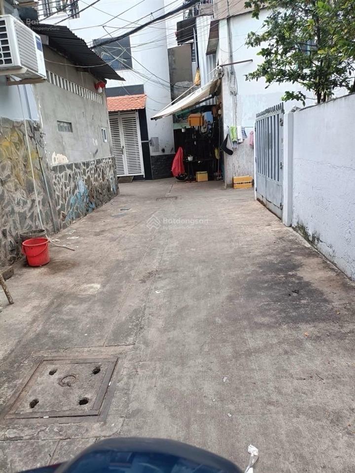 Nhà đẹp, 4 tầng, 80m2, hẻm xe hơi ngay phú mỹ hưng, quận 7, chỉ 90triệu/m2