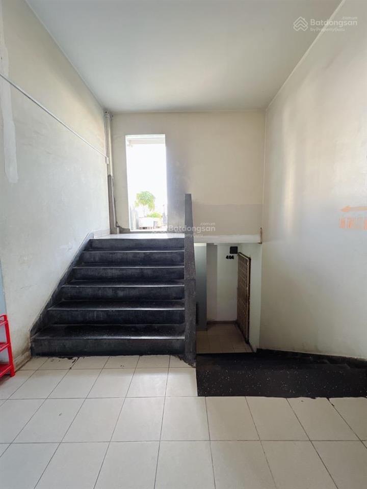 Chung cư shophouses chung cư p6 quận 4  gần trường đảng sổ hồng riêng  5.35 tỷ giảm lộc