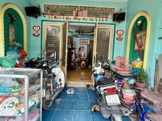 Bán căn gốc đ lê v linh quận 4  2tầng  3.5x7  sát quận 1  vài bước lên ô tô hơn 4tỷ tl