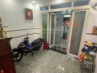 Bán nhà 3 tầng btct  3 phòng ngủ  chỉ 3.x tỷ  32m2  lê văn quới  bình tân