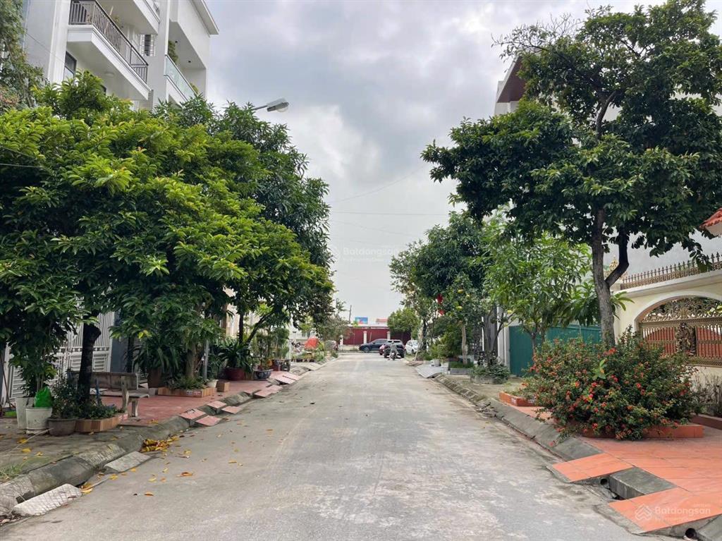 Bán 80m2 đất ngang 8m lô 20b đường lê hồng phong, giá 134 triệu/m2, sau big c