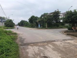 Em bán lô đất mặt đường tân quang sông công. thông tin lô đất
diện tích 180full thổ cư mặt