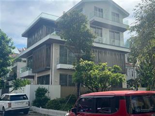Bán nhà biệt thự đơn lập nam quang 2 ,khu cảnh đồi,phú mỹ hưng ,quận 7,dt đất 15*18m ,giá 84 tỷ.