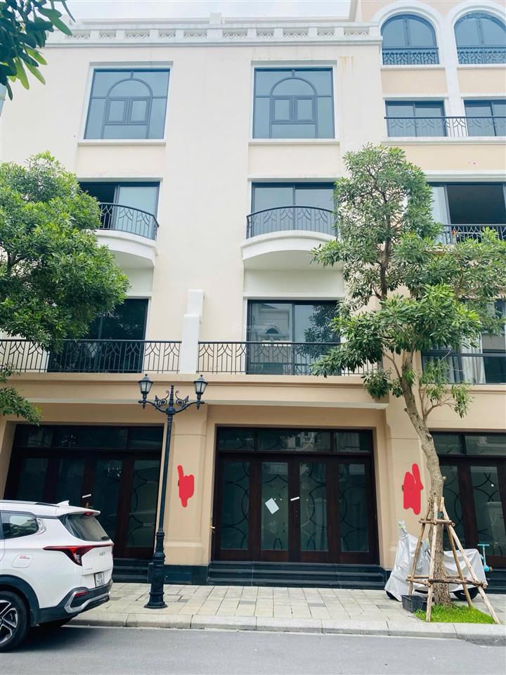 Hàng hót cọ xanh diện tích 70m, mặt tiền 5m hướng đông nam thoáng mát giá 10,3tỷ bao phí ạ