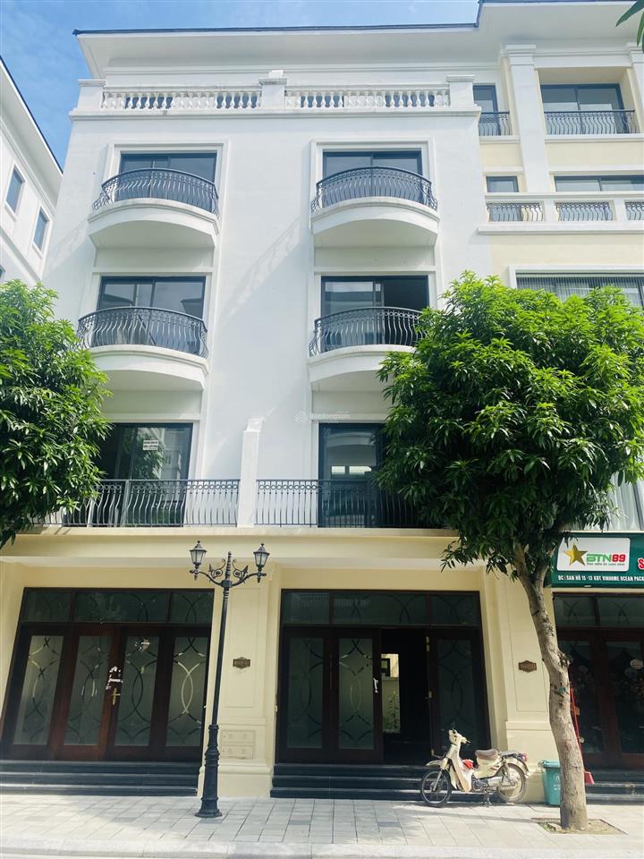Bán gấp san hô diện tích 65m, mặt tiền 5m hướng đông nam giá 10tỷ bao phí sẵn sổ đỏ giao dịch