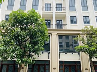 Bán gấp phân khu thời đại
diện tích 60m
giá 8tỷ750 bp
vị trí đẹp gần 10 toà chung cư
hướng đông nam
