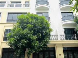 Bán duy nhất trong 1 tuần san hô 70m, mặt tiền 5m
sẵn sổ đỏ giao dịch
giá 10,8tỷ bao phí