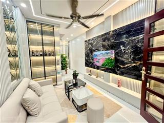 9 tỷ nhỉnh có nhà lô góc minh khai  2 thoáng 5 tầng mới  diện tích 55m2 mặt tiền 5m full nội thất