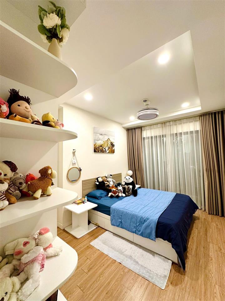 Cho thuê căn hộ kosmo 2pn 84m2 cb & full hướng mát view hồ chỉ hơn 15tr, 0973 177 ***/zalo