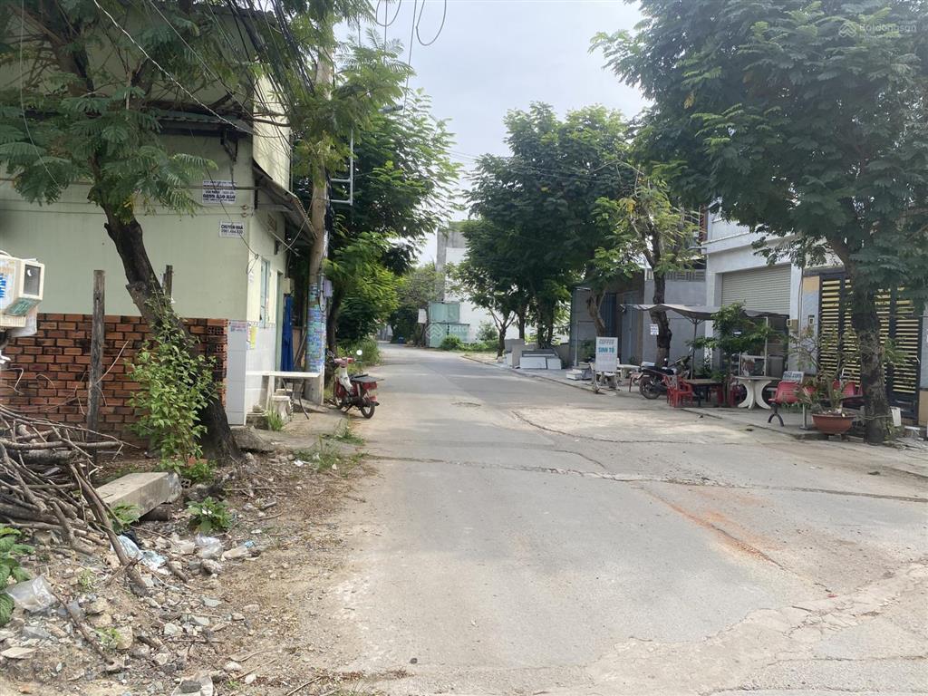 Lô góc 2 mặt tiền đường thông, 98m2 chỉ 5 tỷ