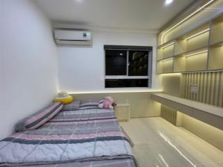 Bán căn hộ 3 pn , nhà trống , view tố hữu + sông thoáng mát , giá chỉ 3,55 tỷ ,  0906 549 *** sơn