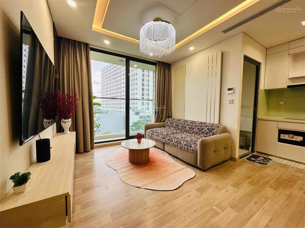 Hạ giá, bán căn góc, 2 pn, 2 wc, view sông, nội thất cao cấp, giá chỉ 4,6 tỷ,  0906 549 *** sơn