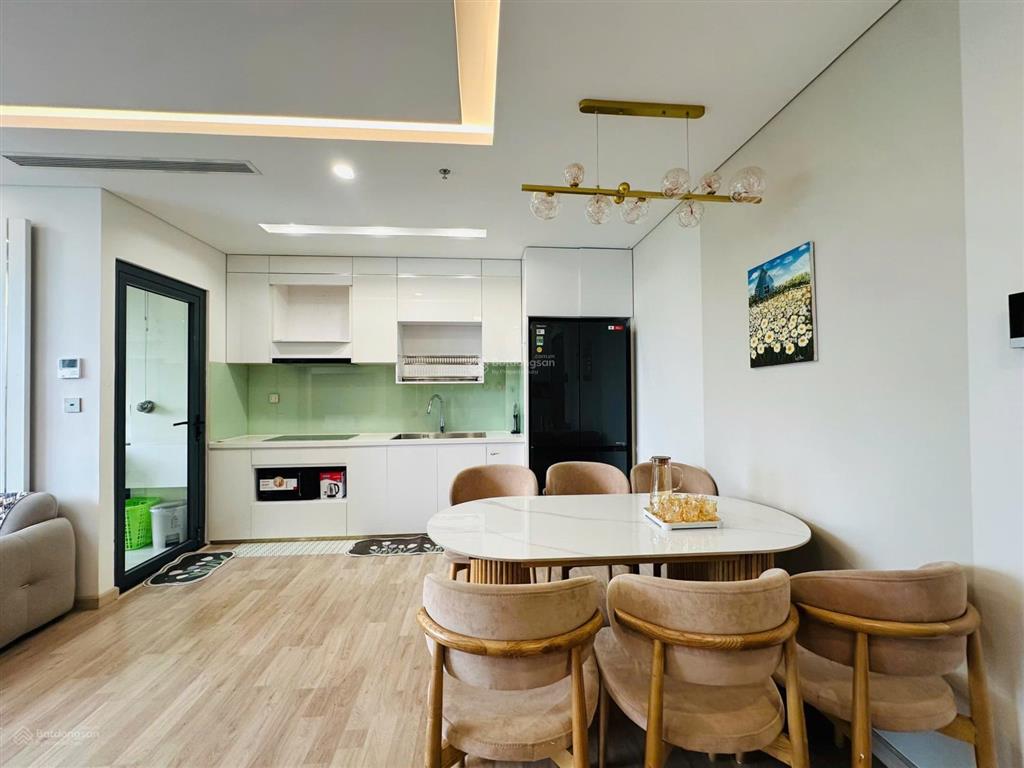 Hạ giá, bán căn góc, 2 pn, 2 wc, view sông, nội thất cao cấp, giá chỉ 4,6 tỷ,  0906 549 *** sơn