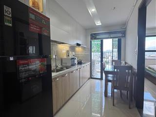 Bán căn 47,6 m2 , 2 pn , 1 wc , nội thất đẹp , bancol đông nam giá 2,7 tỷ ,  0906 549 *** sơn