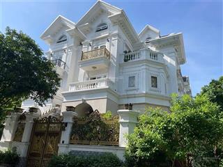 Chính chủ cần bán nhà đường lê văn sỹ  trần quang diệu, p12, q3, dt 9x22m, kc 3t giá 40 tỷ