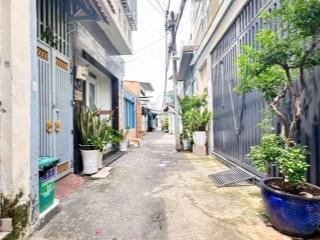 Nhà đẹp giá hiếm, chỉ nhỉnh 4 tỷ  dt 90m2  gần bv q12