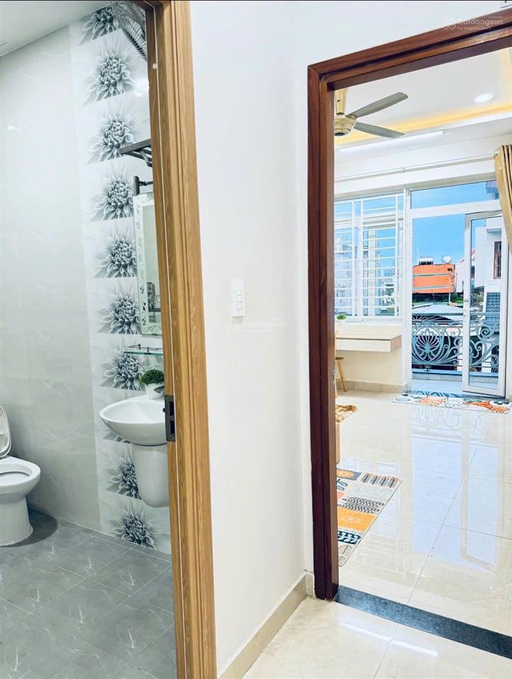 1pn bancol máy giặt có nội thất 40m2 full tiện nghi ngay ngã tư bảy hiền