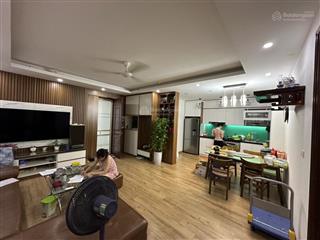 Bán căn hộ tầng trung tp giao lưu, dt87m, 3 ngủ, full nội thất. 5,4tỷ.