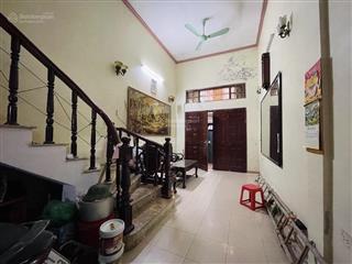 Bán nhà phân lô vip, 2 thoáng trước sau, sát phố trung kính, ô tô, kinh doanh. 15,8 tỷ, 65m2.