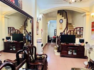 Bán nhà quan hoa, dt50m, phân lô, ô tô đỗ cửa, dân xây, gần phố, kinh doanh