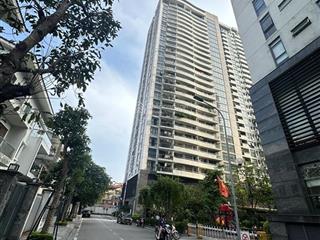 Bán căn hộ cao cấp tràng an complex, tầng trung, full nội thất