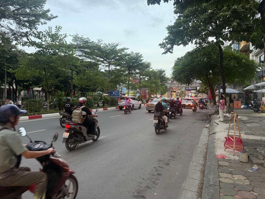 Bán nhà mặt phố nguyễn phong sắc, dt65m, mt5m, kinh doanh, ô chờ thang máy