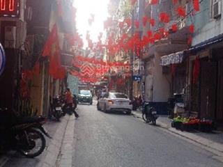 Bán nhà mặt phố phùng chí kiên, dt53m, mt4m, ô tô tránh, kinh doanh.