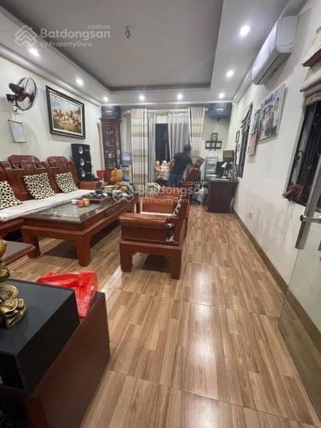 Bán nhà phạm thận duật, dt 55m2, phân lô, ô tô vào nhà, kinh doanh