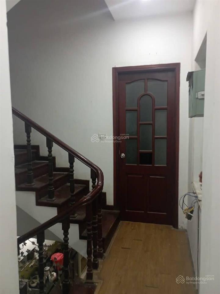 Bán nhà trần duy hưng, dt55m, mt4,2m, dân xây, ô tô, sát phố, kinh doanh.