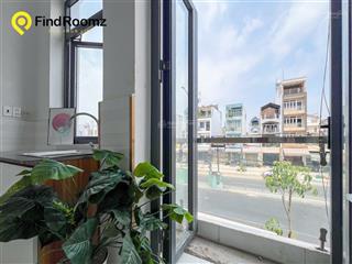 Cho thuê studio ban công, siêu thoáng ngay mặt tiền đường dương quảng hàm