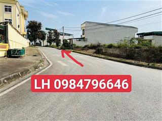 Bán lô đất sát trường fpt tiềm năng sinh lời cao ,đầu tư chắc thắng ,85m x mt 6m giá hơn 3 tỷ