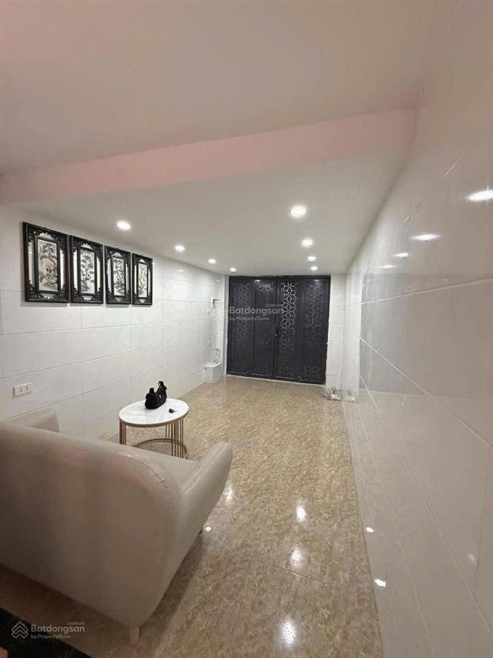Chỉ 4,75 tỷ có ngay nhà khâm thiên trung tâm đống đa, ngõ thông 20m2*4t 2,6m mt, 30m ra mặt phố