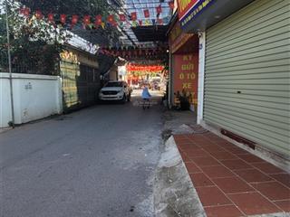 Bán nhà dân xây yên nghĩa,hà đông 34m 5 tầng ô tô đỗ cổng giá chỉ 4 tỷ