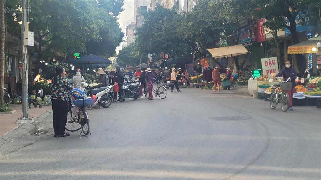 Bán nhà la khê, hà đông 65m2, mặt tiền cực đẹp 5,2m, ngõ thông, ô tô gần chợ