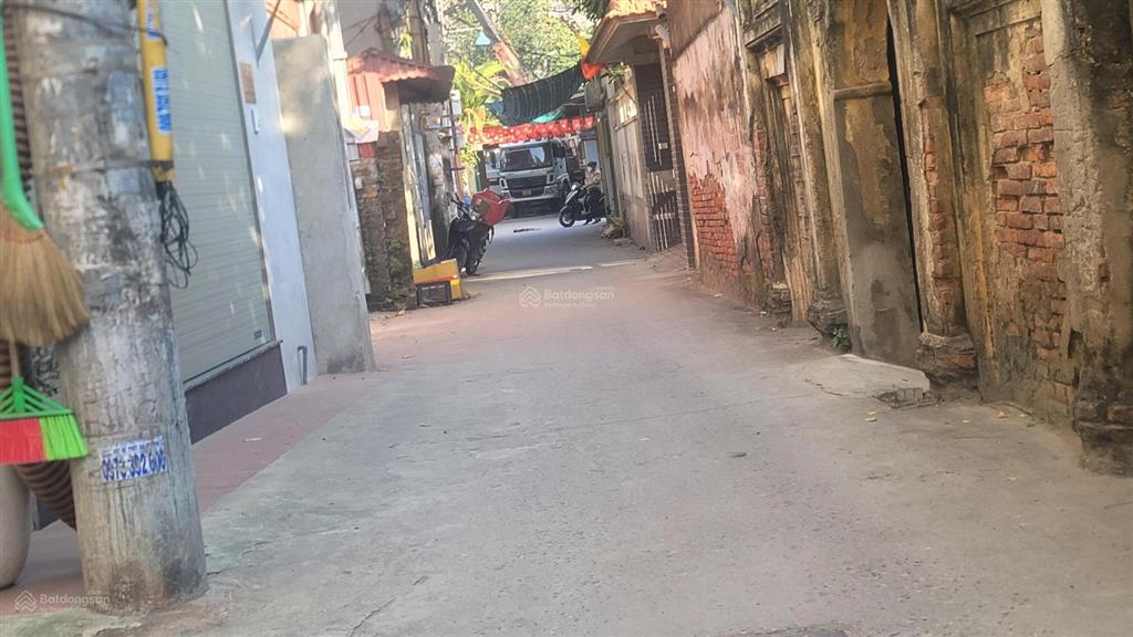 Bán nhà la khê, hà đông 65m2, mặt tiền cực đẹp 5,2m, ngõ thông, ô tô gần chợ