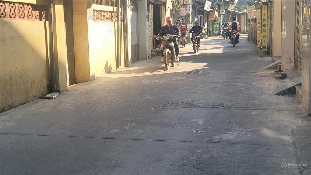 Bán nhà la khê, hà đông 65m2, mặt tiền cực đẹp 5,2m, ngõ thông, ô tô gần chợ