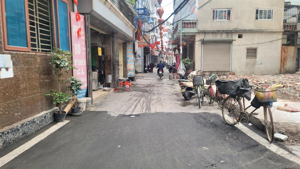 Bán đất vạn phúc ,hà đông.50m mặt tiền 4,5m ,ô tô đỗ cửa chỉ hơn 9 tỷ ,cực hiếm sát phố