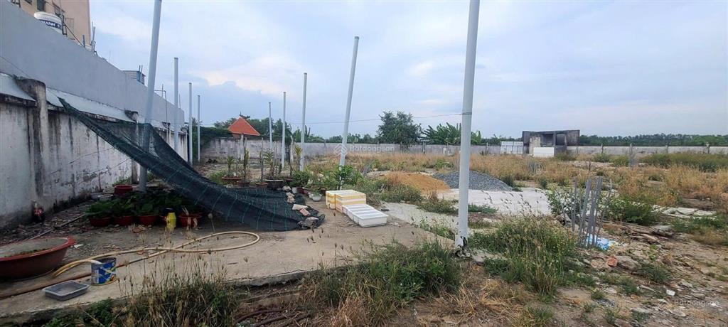 Bán 2300m² đất thổ cư mặt tiền đường ql 50, bình chánh