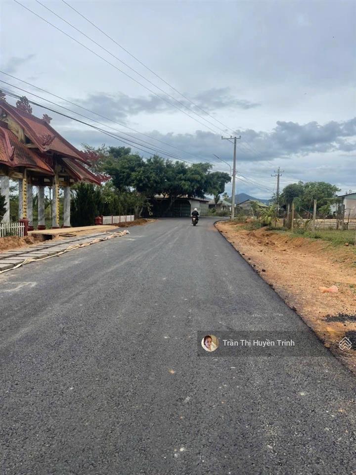 Đất rộng ôm suối vị trí cực đẹp ngay chùa di đà, giá cực mềm cho nhà đầu tư đón đầu cao tốc bảo lộc