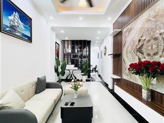 Bán nhà minh khai 50m 5 tầng thang máy, vài bước ô tô, nhà mới ở ngay, giá hấp dẫn