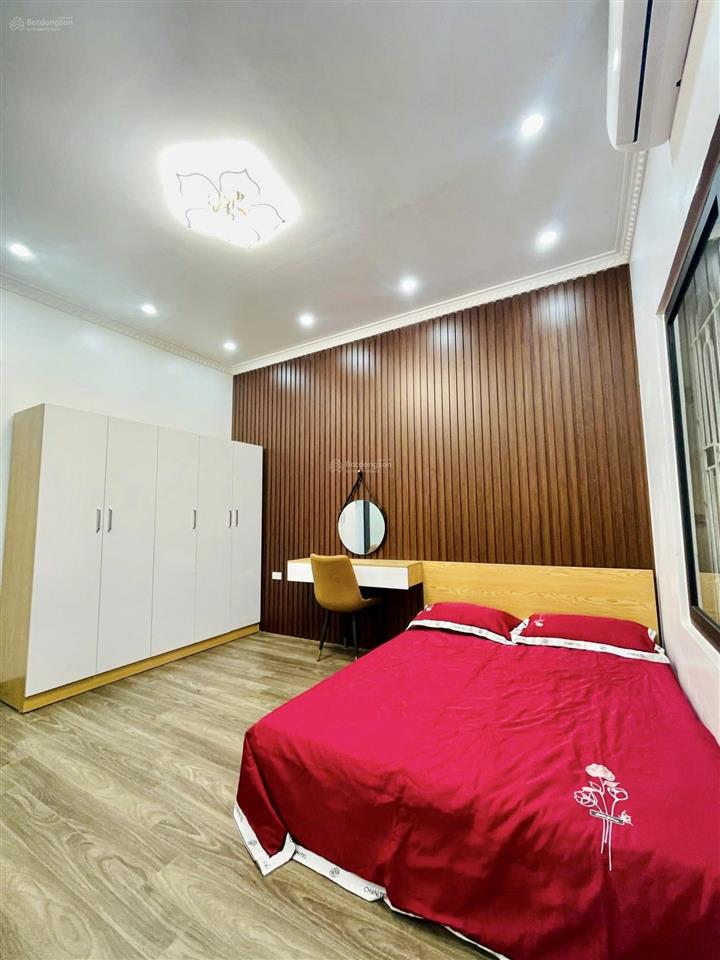 Kim ngưu 38m 4 tầng mt 4.3m, nhà đẹp full nội thất, 3 gác đỗ cửa, tầm tiền hợp lý khu vực