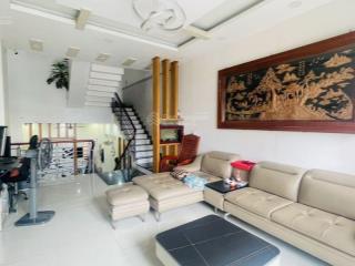 Bán nhà mặt phố 4 tầng đường 11, 14,5 tỷ, 88 m2 ngang 4,5m tại thủ đức, hcm